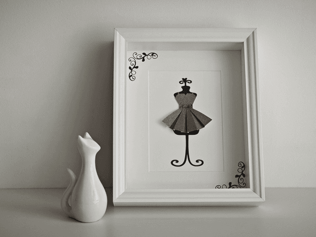 Cadre origami &quot;Petite robe&quot;